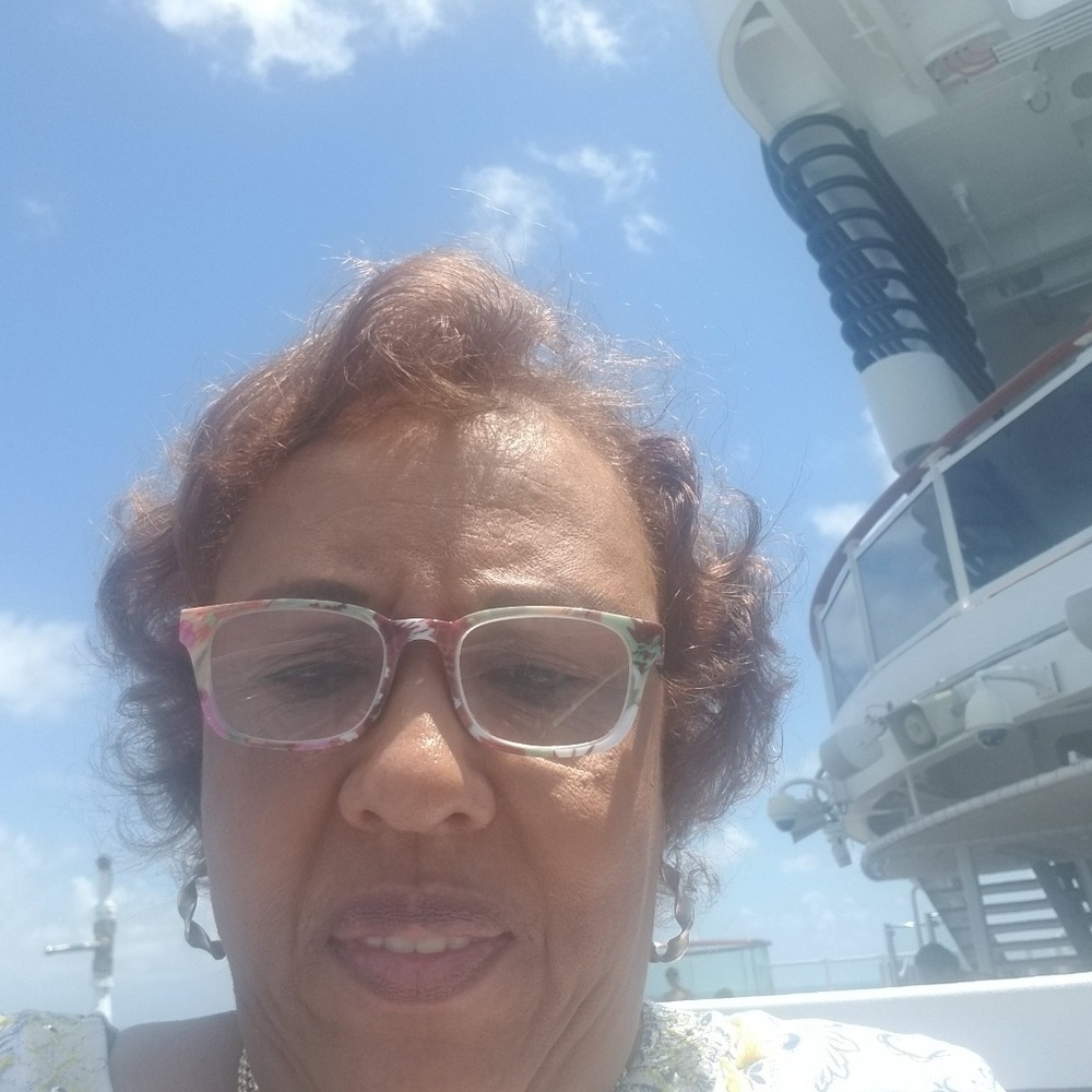 Meet your Posher, Laverne